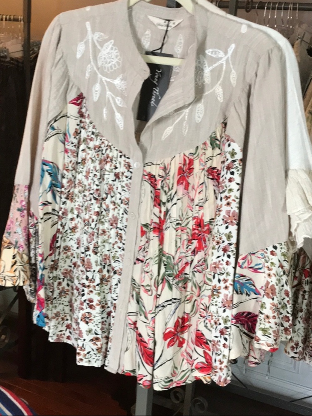 YOUNG THREADS NWT Top pleated size med 2X